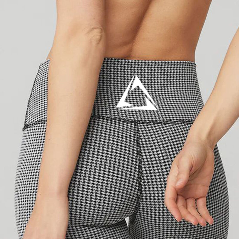 EZFit-houndstooth-cyclic-shorts