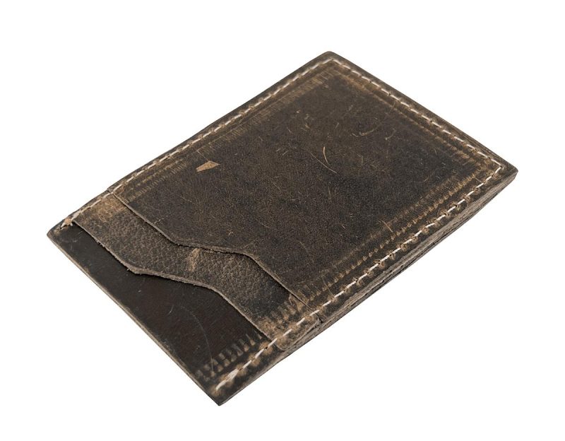 handmade-leather-card-pouch